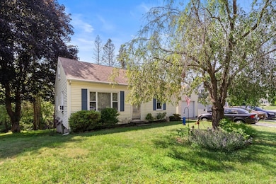 39 Dudley Hill Rd, Dudley, MA 01571 - photo 3