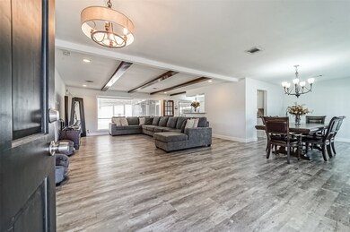 8206 Garden Parks Dr, Houston, TX 77075 - photo 4