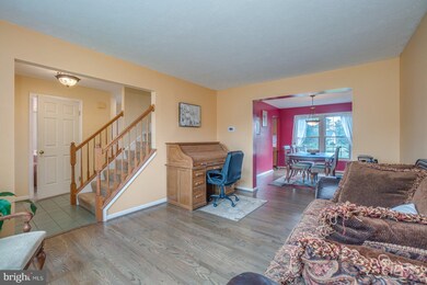 1027 Caren Dr, Sykesville, MD 21784 - photo 7