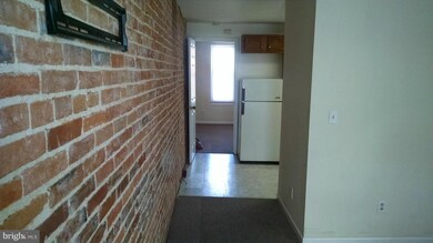 807 Hollins St unit 3, Baltimore, MD 21201 - photo 2