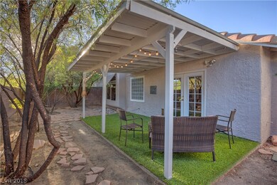 9875 Pioneer Ave, Las Vegas, NV 89117 - photo 7