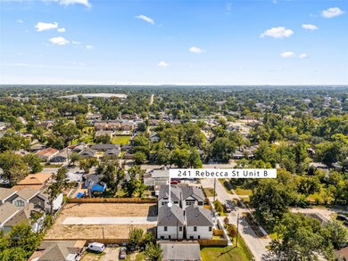 241 Rebecca St unit B, Houston, TX 77022 - photo 3