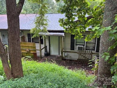 7868 Kinglet Rd, Connellys Springs, NC 28612 - photo 3