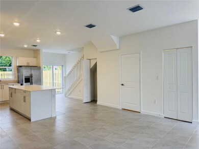 243 NE 11th St unit 243, Homestead, FL 33030 - photo 4