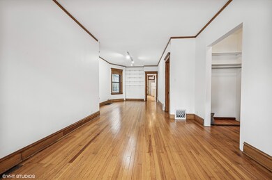 1447 W Roscoe St, Chicago, IL 60657 - photo 5