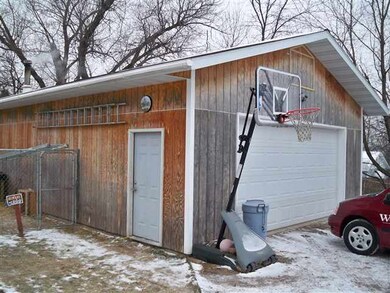 1805 1805 Carlton Ave, Cloquet, MN 55720 - photo 2