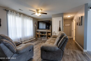 1T0A1186HDR