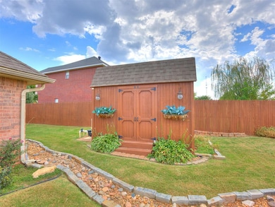 401 N Topaz Way, Mustang, OK 73064 - photo 5