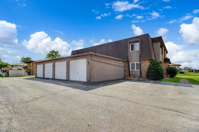 2603 Harvest Dr, Crown Point, IN 46307 - photo 2