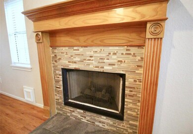 306 Live Oak Ln, Friendswood, TX 77546 - photo 4