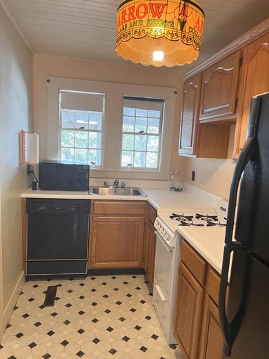 2 Brooks Cir, Hebron, NH 03241 - photo 4