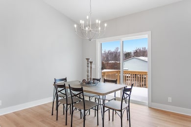 9-web-or-mls-6169 Lake Wind Ave-9
