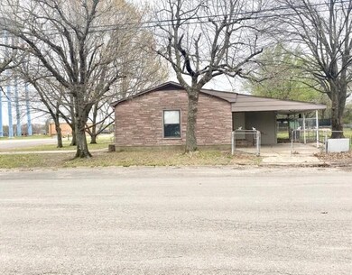 1505 Lynn St, Bonham, TX 75418 - photo 2