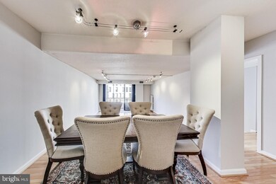 1200 23rd St NW unit 806, Washington, DC 20037 - photo 4