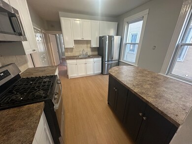 218 Hough Ave, Bridgeport, CT 06608 - photo 3