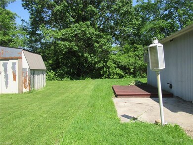 3839 Woodward Ave, Lorain, OH 44055 - photo 2