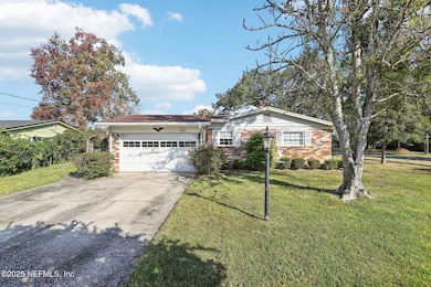 4146 Weber Ln E, Jacksonville, FL 32207 - photo 4