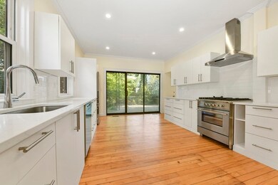 38 Russell St unit 1, Cambridge, MA 02140 - photo 4