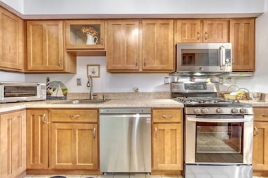 1206 Lagrange St unit 1206, Chestnut Hill, MA 02467 - photo 6