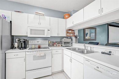 4711 Sabal Key Dr, Bradenton, FL 34203 - photo 7