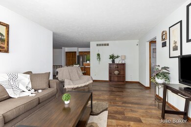 734 Gardenview Dr SW unit 83, Byron Center, MI 49315 - photo 5