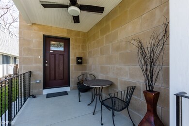 942 N Loomis St, Naperville, IL 60563 - photo 3