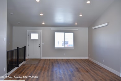 540 Living Room 2