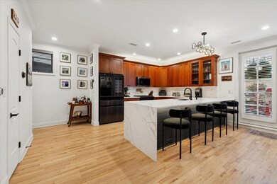 3746 N Fremont St unit 1, Chicago, IL 60613 - photo 4