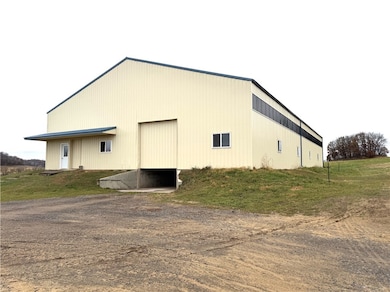 N24773 Washington Coulee Rd, Ettrick, WI 54627 - photo 2