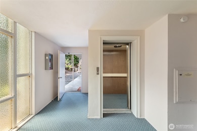 415 N State St, Bellingham, WA 98225 - photo 7