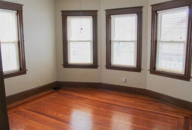 29 Bourne St, Bristol, RI 02809 - photo 2