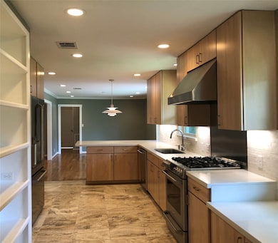 12915 Traviata Dr, Houston, TX 77024 - photo 6