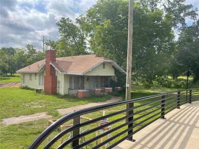 1501 Clear Lake Rd, Weatherford, TX 76086 - photo 2