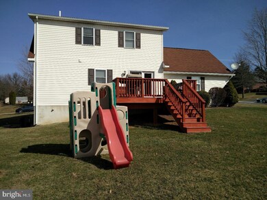 102 Karen Ct, Shoemakersville, PA 19555 - photo 4