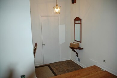 1559 Portsmouth Ave, Westchester, IL 60154 - photo 4