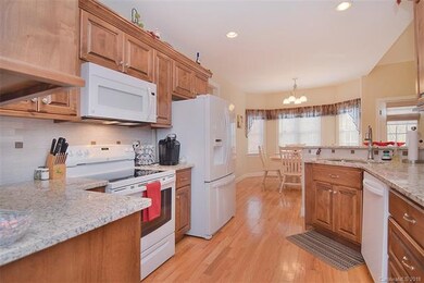 Granite Countertops & Custom Cabinets