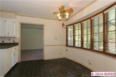 Charming breakfast nook