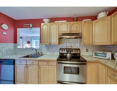Crescent Park Condominiums unit 205, Woburn, MA 01801 - photo 4