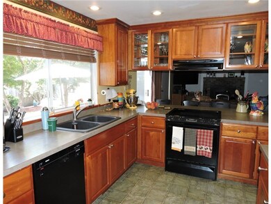 430 Victor St, Enumclaw, WA 98022 - photo 4