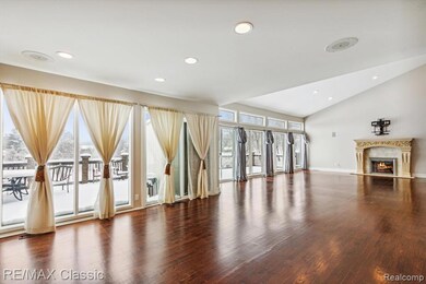 4033 Fox Lake Dr, Bloomfield Hills, MI 48302 - photo 6