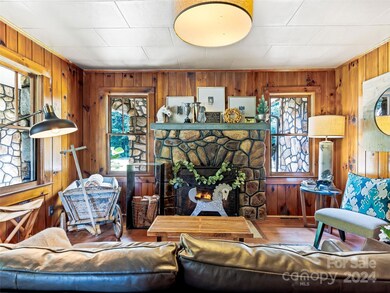 529 Pace Rd, Hendersonville, NC 28792 - photo 6