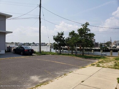 ISivnup0b9b45w0000000000