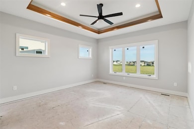 17418 N Valley Dr, Waukee, IA 50263 - photo 5