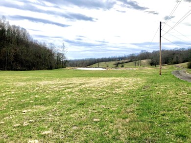 165 Deep C Ln, Tennessee Ridge, TN 37178 - photo 7