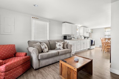 8 Commonwealth Ave unit 1 down, Salisbury, MA 01952 - photo 6