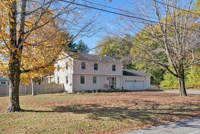 13 Hedgerow Dr, Cumberland Center, ME 04021 - photo 5