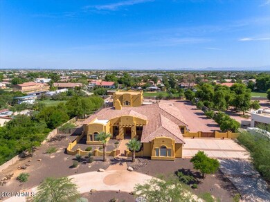 02-2Aerial front of home