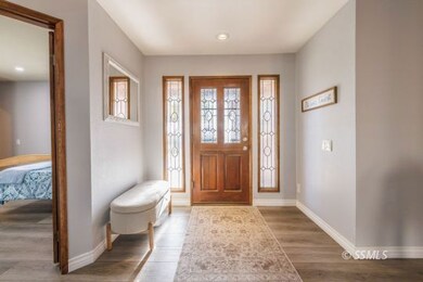 1040 Meadowview Ln, Ridgecrest, CA 93555 - photo 7