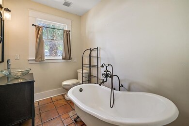Bathroom - 05X09 - located on 1st Floor.
