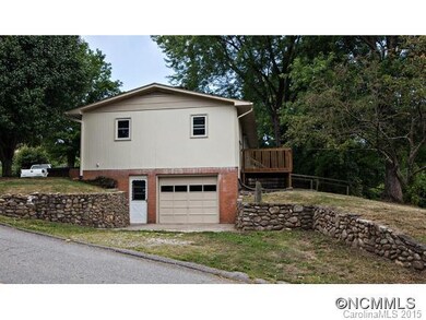 Single-car garage / basement